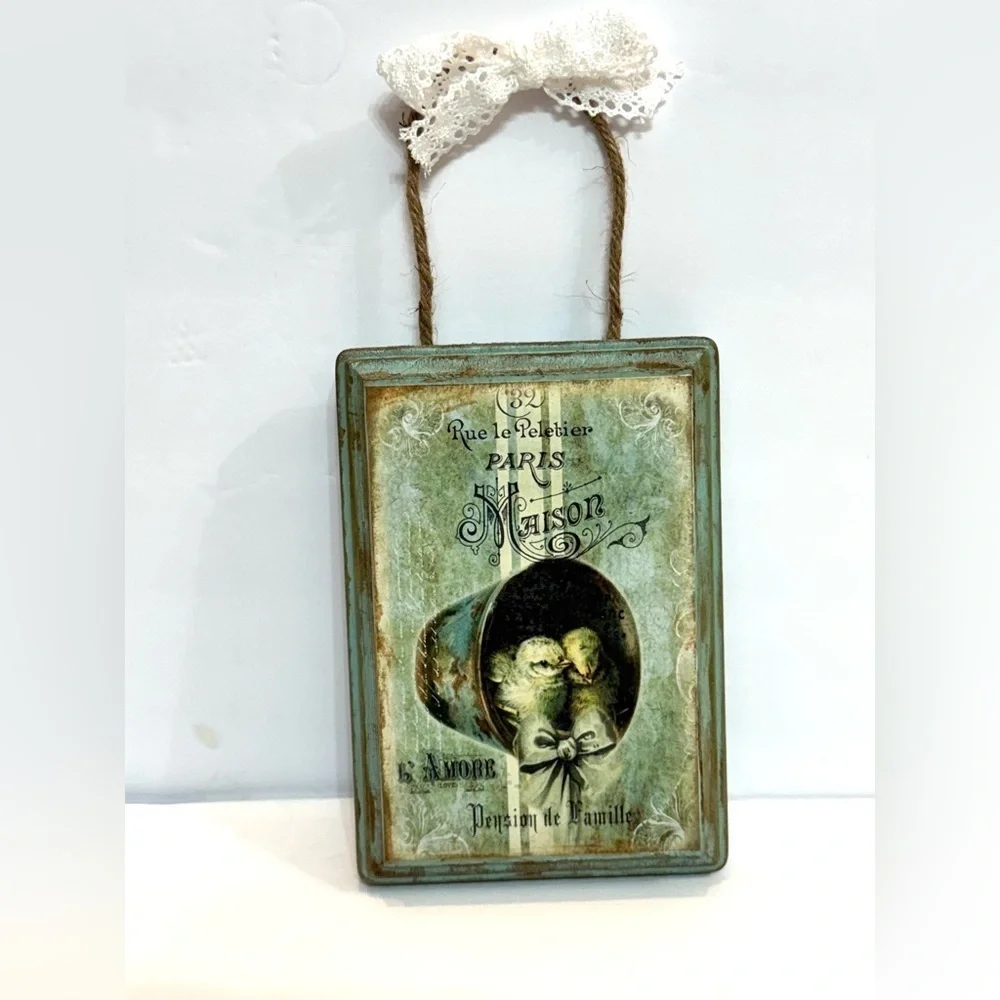 NEW Handcrafted Antiqued Spring French Baby Chicks Wall Hanging Decor Easter